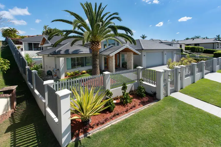 21 Kenilworth Place, Carindale QLD 4152