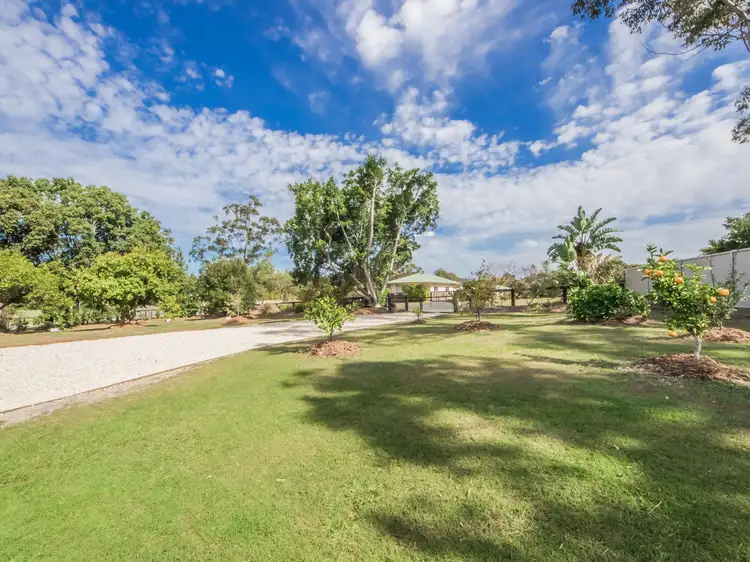 14 Oberon Way, Oxenford QLD 4210