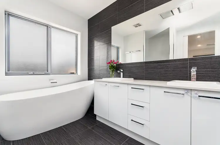 Sixth view of Homely house listing, 7 Martin Place, Warrnambool VIC 3280