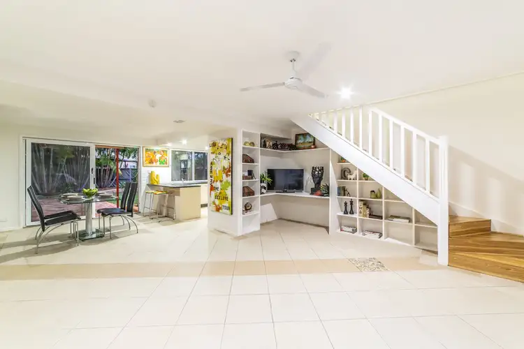 48/30 St Kevins Avenue, Benowa QLD 4217