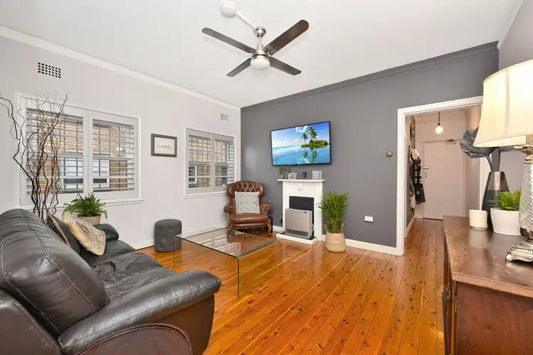 2/33 Byron Street, Coogee NSW 2034