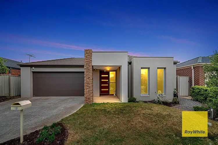 13 Higgins Way, Truganina VIC 3029