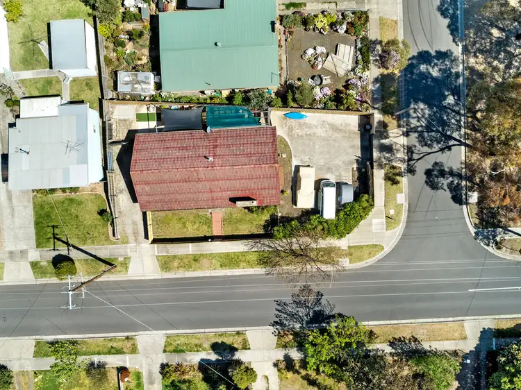 1 Barton Street, Sunbury VIC 3429