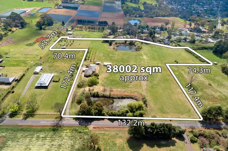55 Hunter Road, Wandin North VIC 3139