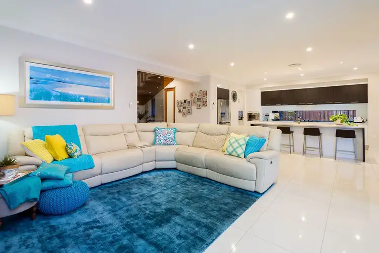 Fourth view of Homely house listing, 110 Ridgeview Street, Carindale QLD 4152