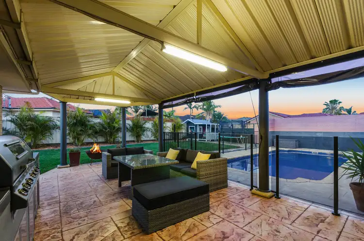 25 Robins Creek Drive, Horsley NSW 2530