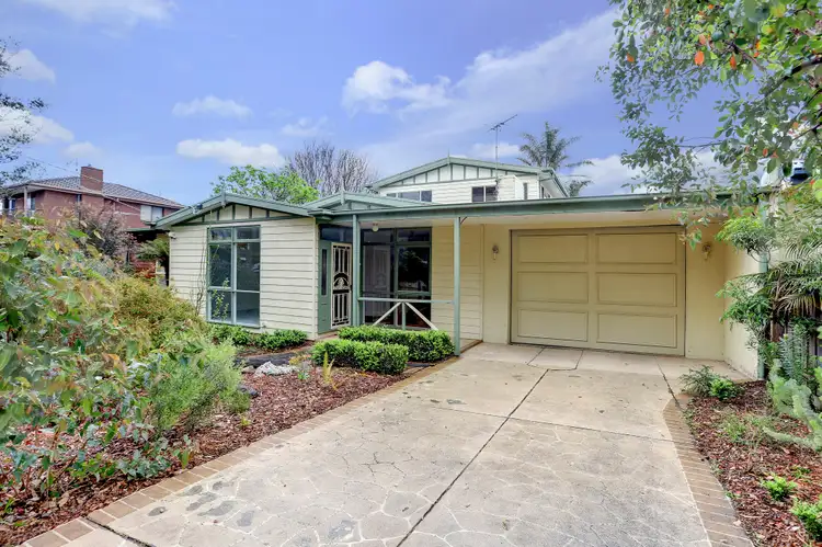 20 Overlea Avenue, Rosebud VIC 3939