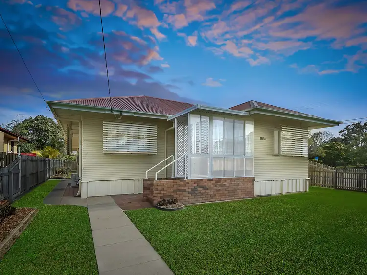 28 Twenty First Avenue, Brighton QLD 4017