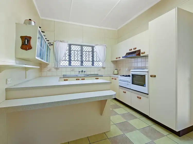 Sixth view of Homely house listing, 28 Twenty First Avenue, Brighton QLD 4017