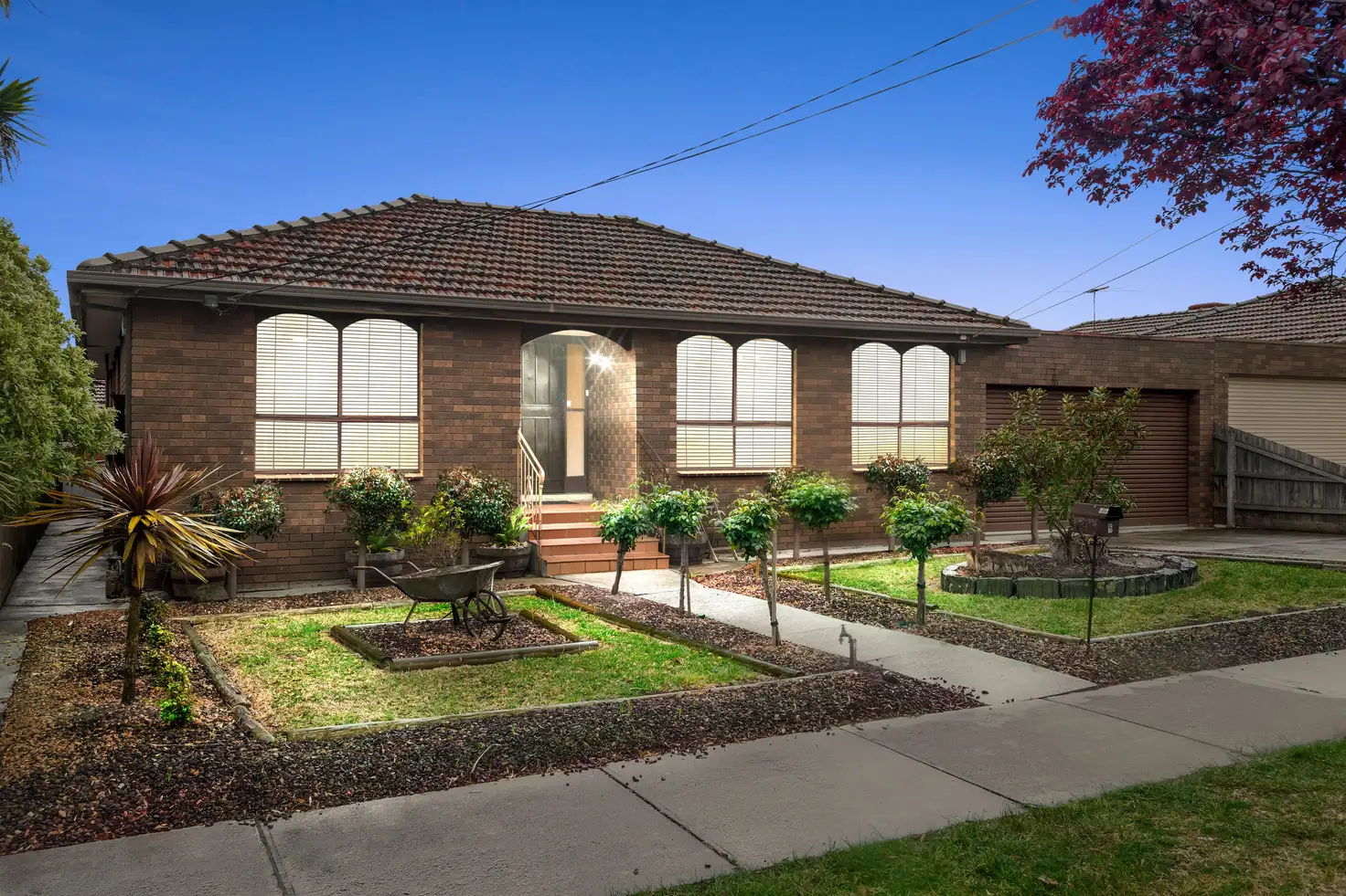 Main view of Homely house listing, 5 Charlton Place, Thomastown VIC 3074