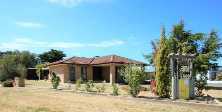 14 Montague Street, St Arnaud VIC 3478