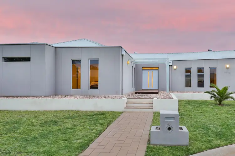 4 Kyamber Court, Mildura VIC 3500