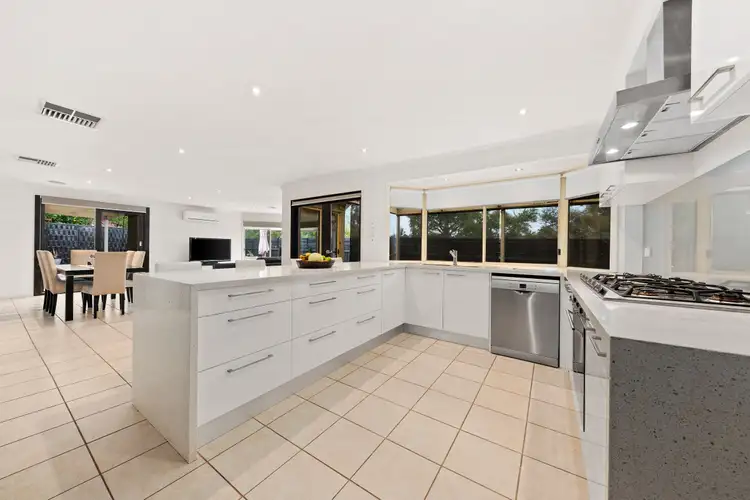 Second view of Homely house listing, 7 Harptree Close, Rowville VIC 3178