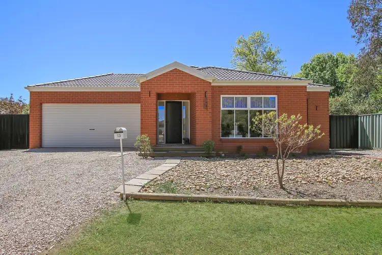 13 Burns Avenue, Euroa VIC 3666