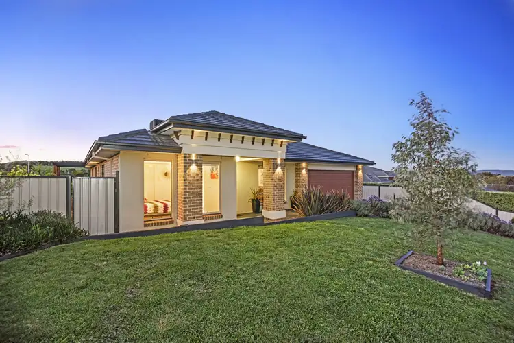 56 Shaw Drive, Romsey VIC 3434