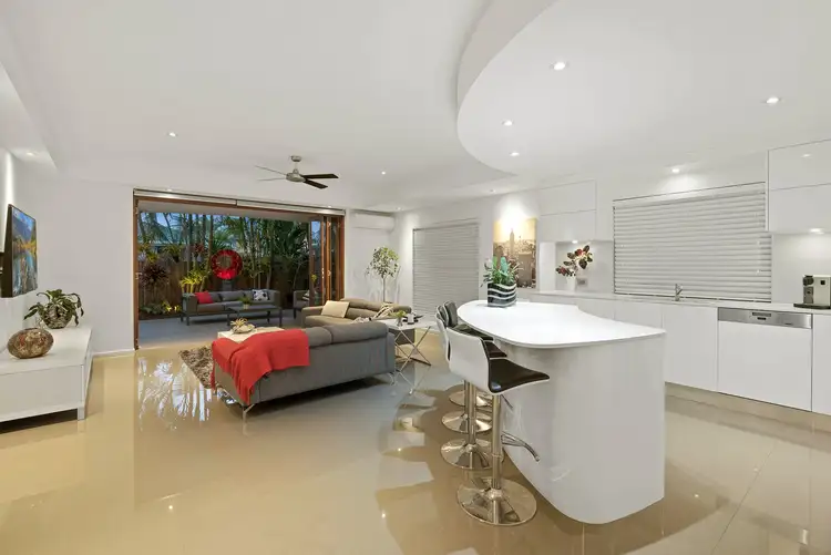 Fifth view of Homely other listing, 2/5 Bali Avenue, Palm Beach QLD 4221