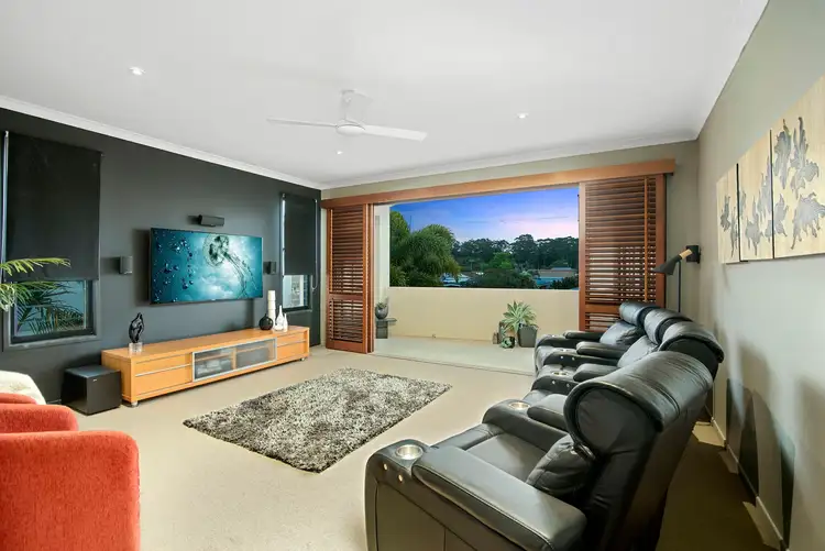 Seventh view of Homely other listing, 2/5 Bali Avenue, Palm Beach QLD 4221