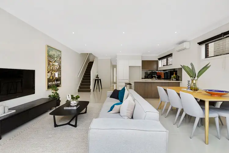 2/16 Nonna Street, Oakleigh East VIC 3166