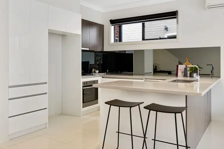 Fourth view of Homely townhouse listing, 2/16 Nonna Street, Oakleigh East VIC 3166