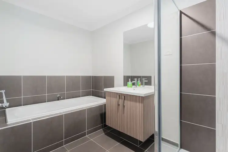 Seventh view of Homely house listing, 5 Dakota Street, Officer VIC 3809