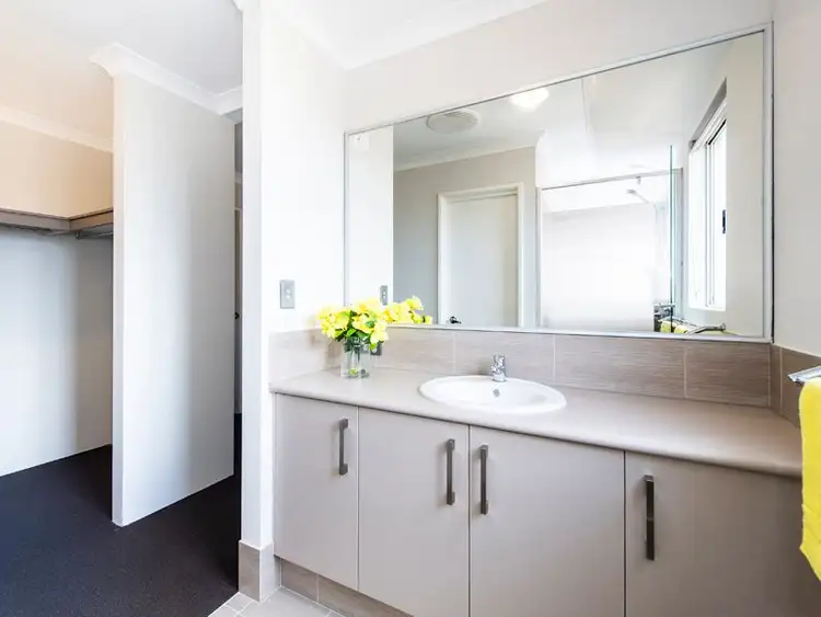 Sixth view of Homely house listing, 10 Nadine Promenade, Baldivis WA 6171