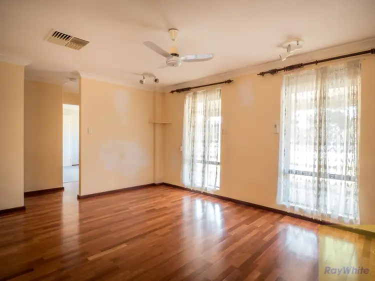 Second view of Homely house listing, 14 Bessant Court, Camillo WA 6111