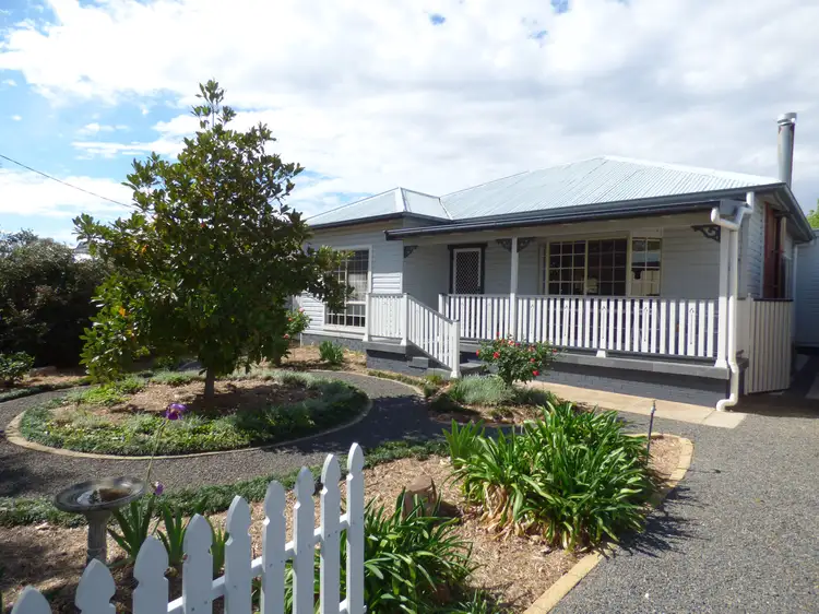 39 Bathurst Street, Forbes NSW 2871