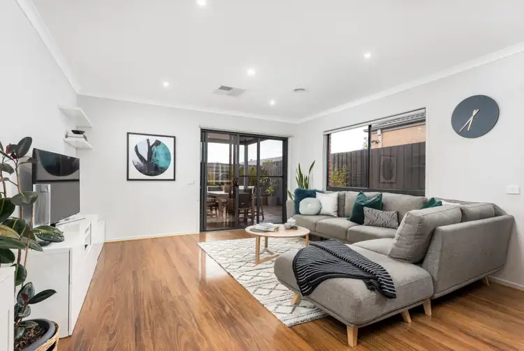 Fourth view of Homely house listing, 40 Fossilstone Avenue, Doreen VIC 3754