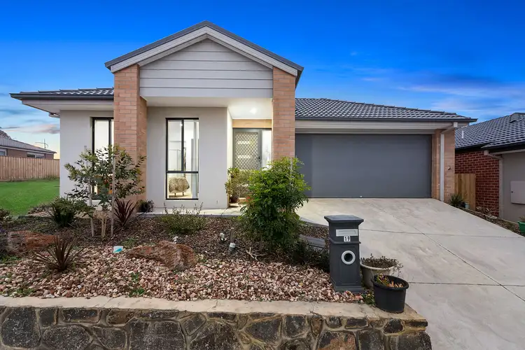19 Clancy Way, Doreen VIC 3754