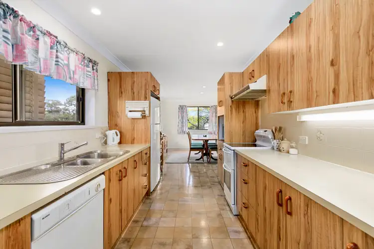 Fifth view of Homely house listing, 11 Sherrin Court, Cleveland QLD 4163