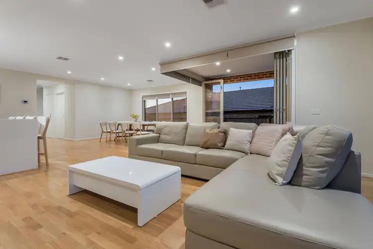 Sixth view of Homely house listing, 4 Dickens Street, Craigieburn VIC 3064