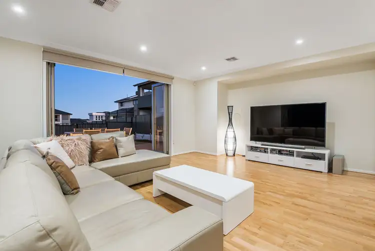 Seventh view of Homely house listing, 4 Dickens Street, Craigieburn VIC 3064