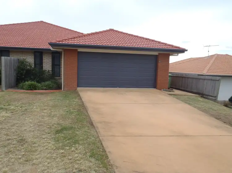2/40 Peregrine Drive, Lowood QLD 4311