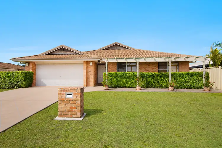 5 Harold Tory Drive, Yamba NSW 2464