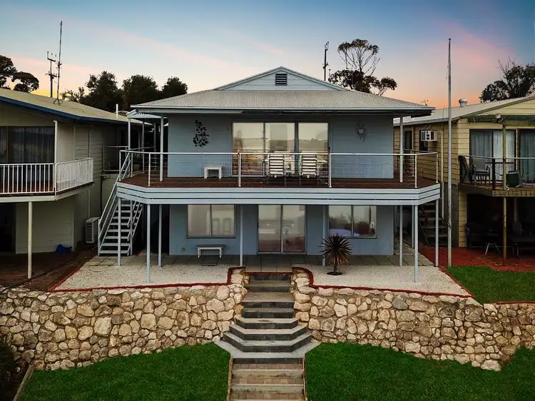 108 Sandpiper Road, Wellington East SA 5259
