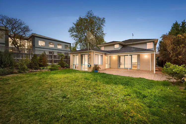 2 Meadow Grove, Balwyn VIC 3103