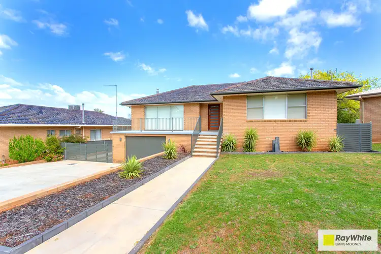 10 Elizabeth Avenue, Cowra NSW 2794