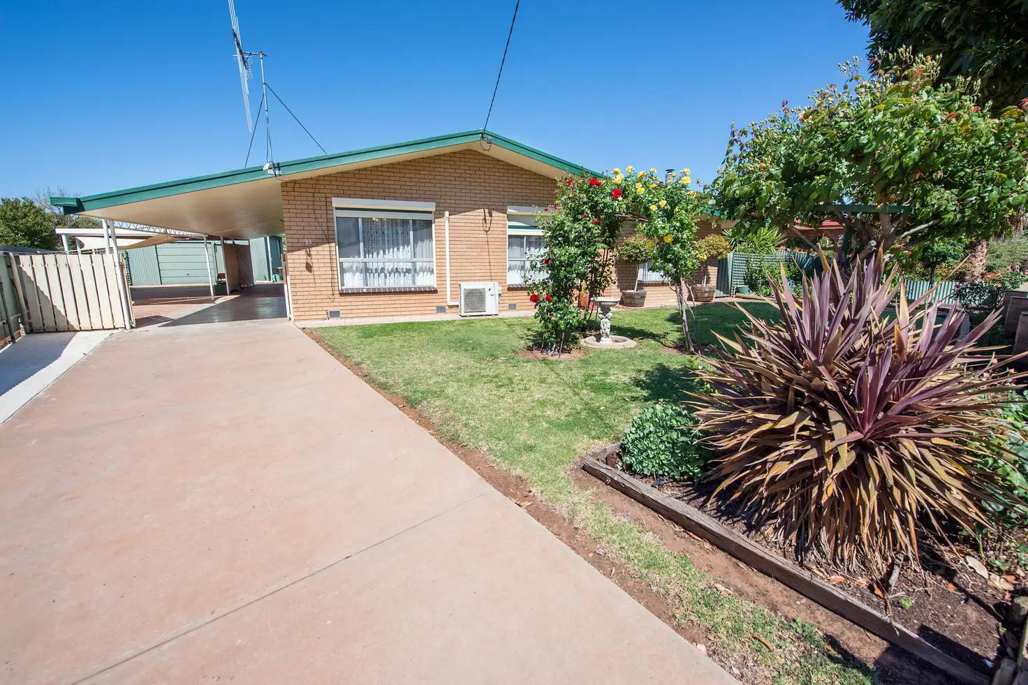 Main view of Homely house listing, 33 Donnington Street, Swan Hill VIC 3585