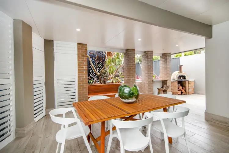 9 Livingstone Street, Belmont NSW 2280
