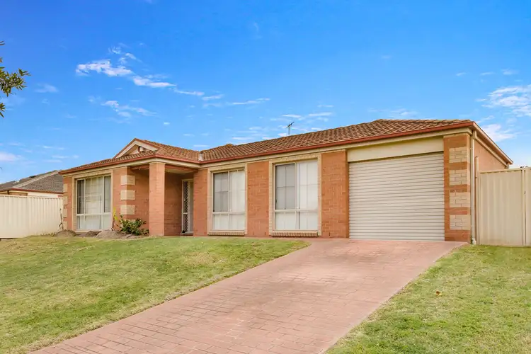 22 McLaughlin Circuit, Bradbury NSW 2560