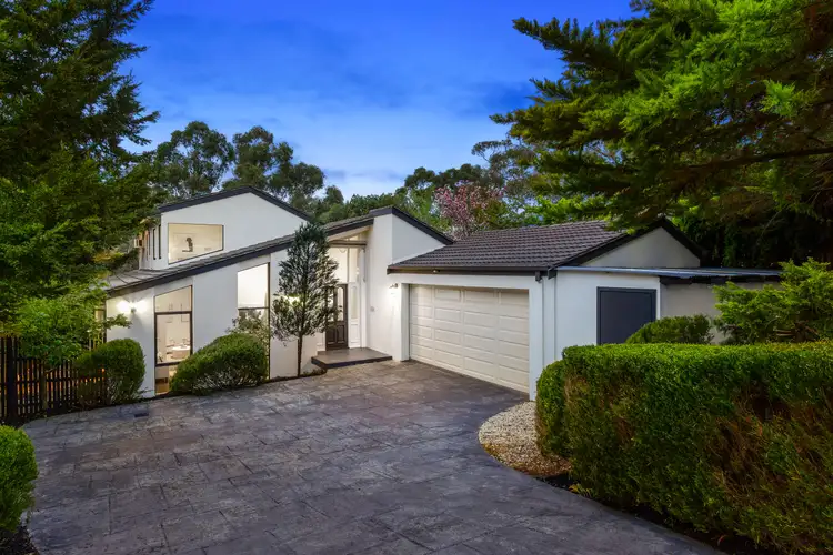 11 Harman Close, Doncaster East VIC 3109