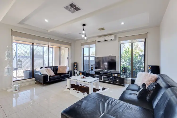 Sixth view of Homely house listing, 2 Edenvale Boulevard, Wollert VIC 3750