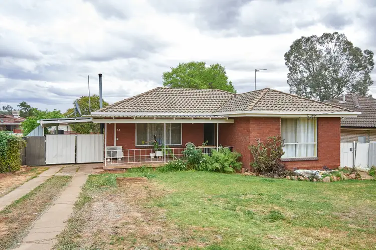 64 Tobruk Street, Wagga Wagga NSW 2650