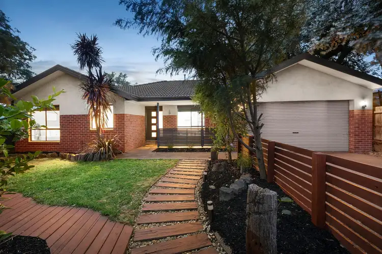 Main view of Homely unit listing, 2/5 Warrabel Road, Ferntree Gully VIC 3156