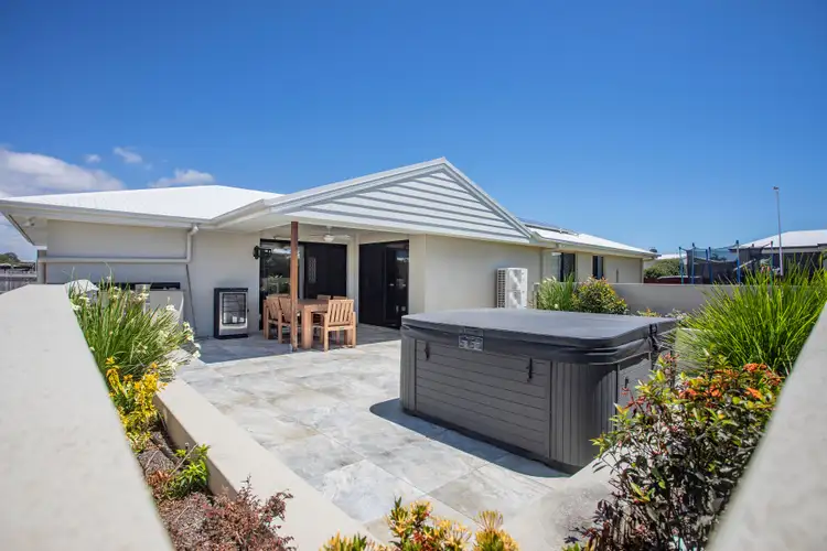 Second view of Homely house listing, 7 Aspen Street, Rural View QLD 4740