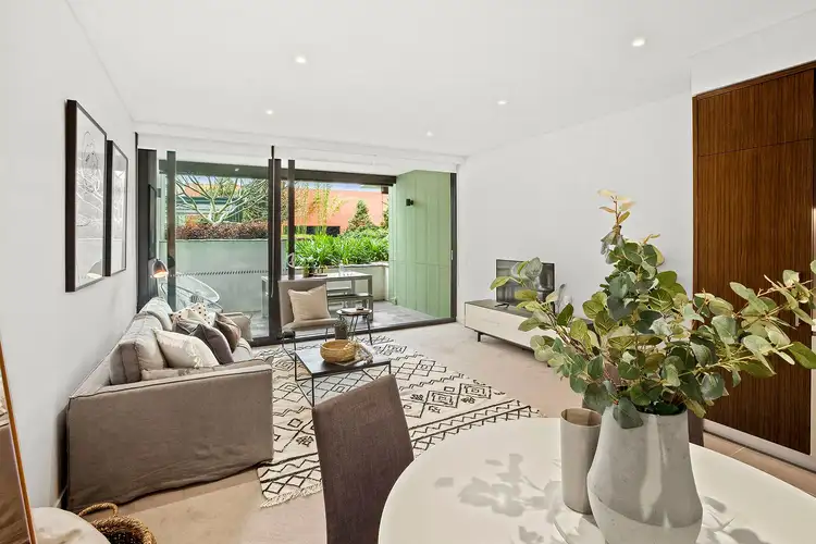 Sixth view of Homely apartment listing, 213/4 Neild Avenue, Darlinghurst NSW 2010