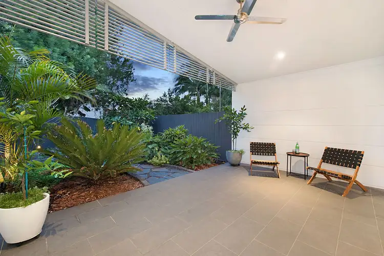Second view of Homely townhouse listing, 2/22 Rockingham Street, Mount Gravatt QLD 4122