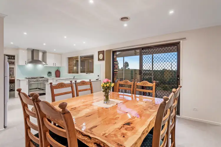 Seventh view of Homely house listing, 4 Ginn Close, Mill Park VIC 3082