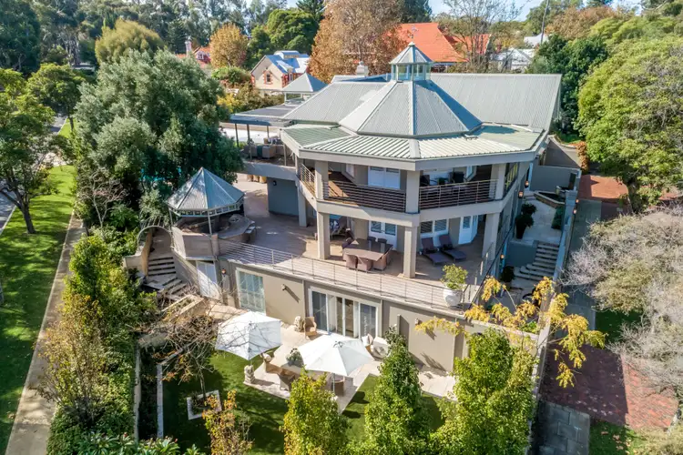 1 Riley Road, Claremont WA 6010