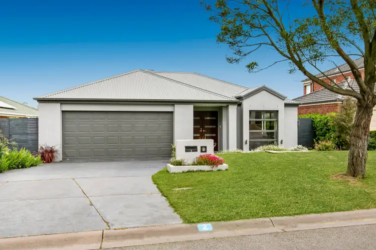 2 Whitsunday Court, Mount Martha VIC 3934